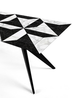 Nool Dining Table