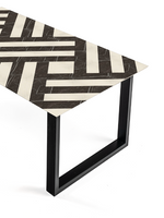 Han Perola Dining Table